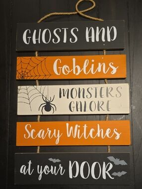 Halloween Hanging Plaque - Black, Orange, Cream - Ghosts and Goblins